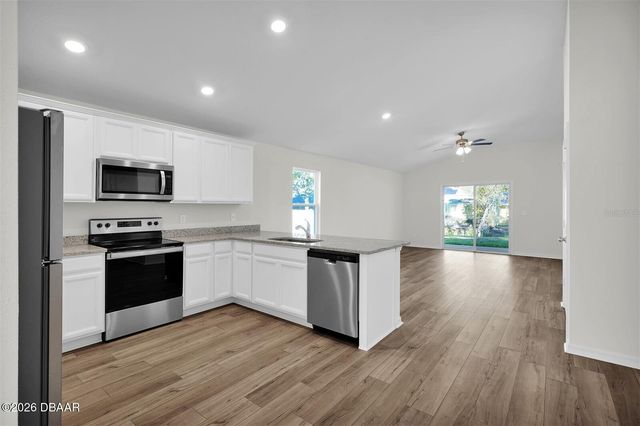 33 Pineapple Drive, Palm Coast, FL 32164