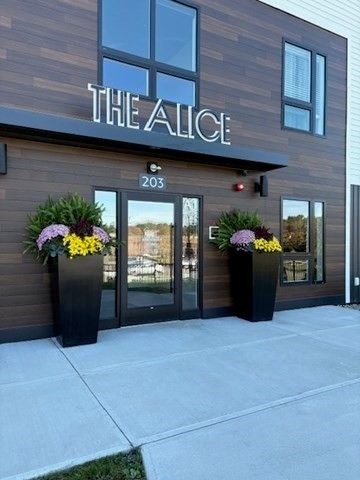 203 Lowell Street 307, Wilmington, MA 01887