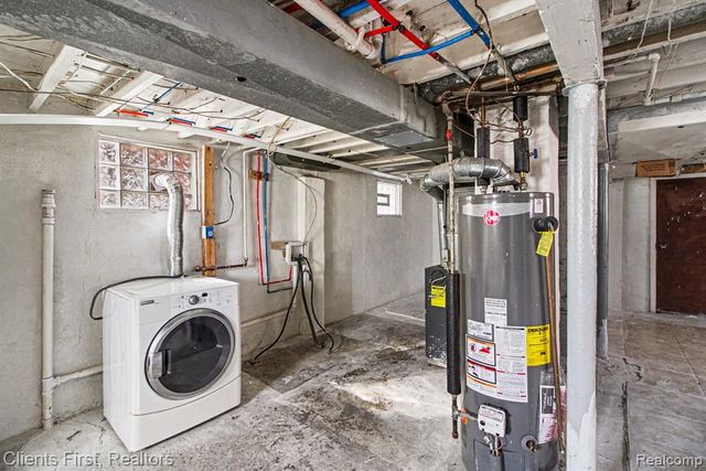 5210 Middlesex Street, Dearborn, MI 48126