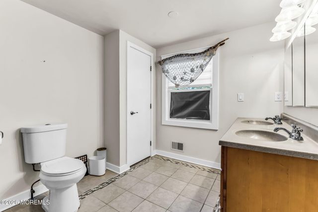 92 Pinehurst Road, Brick, NJ 08723