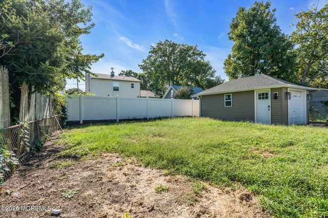 92 Pinehurst Road, Brick, NJ 08723