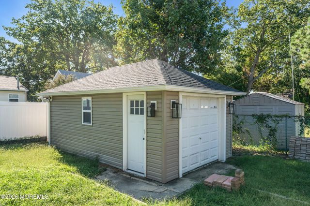 92 Pinehurst Road, Brick, NJ 08723