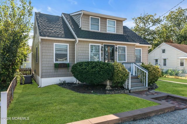 92 Pinehurst Road, Brick, NJ 08723