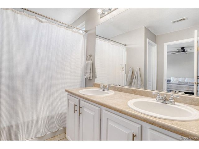 192 Peabody St, Castle Rock, CO 80104