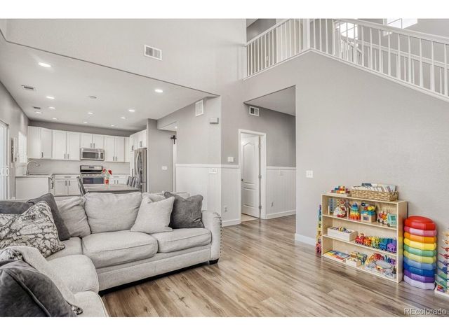 192 Peabody St, Castle Rock, CO 80104