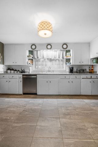 902 Sunset Avenue NW, Cleveland, TN 37311