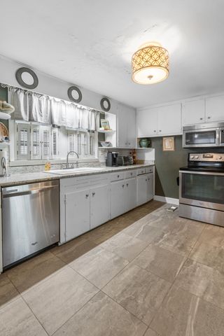 902 Sunset Avenue NW, Cleveland, TN 37311