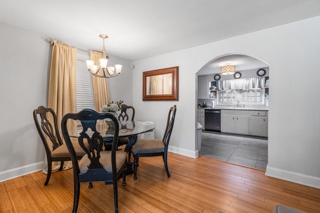 902 Sunset Avenue NW, Cleveland, TN 37311