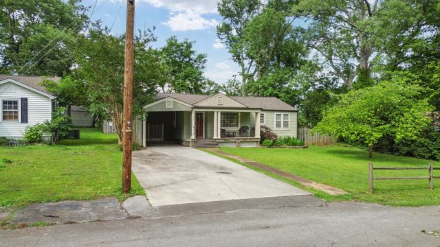 902 Sunset Avenue NW, Cleveland, TN 37311
