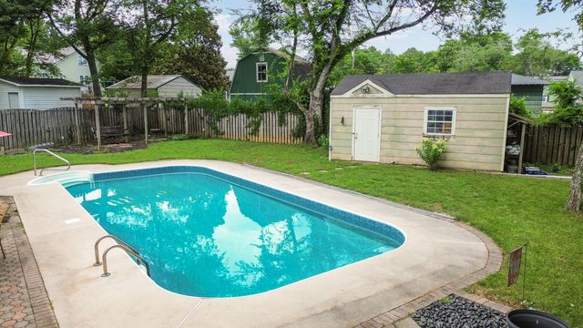 902 Sunset Avenue NW, Cleveland, TN 37311