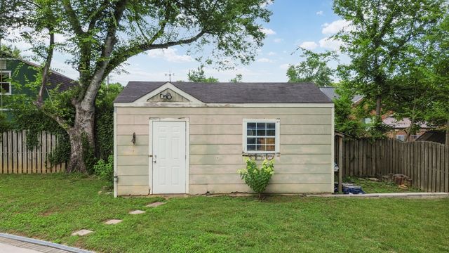 902 Sunset Avenue NW, Cleveland, TN 37311