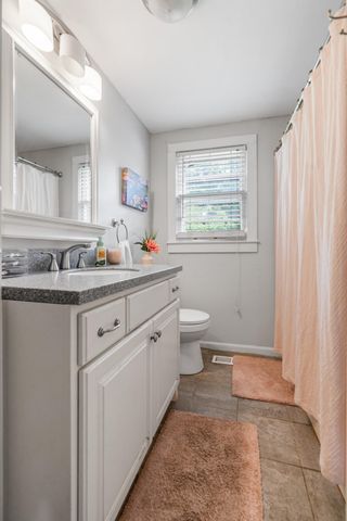 902 Sunset Avenue NW, Cleveland, TN 37311