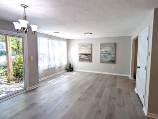 3202 Halcyon Dr 3202, Worcester, MA 01606