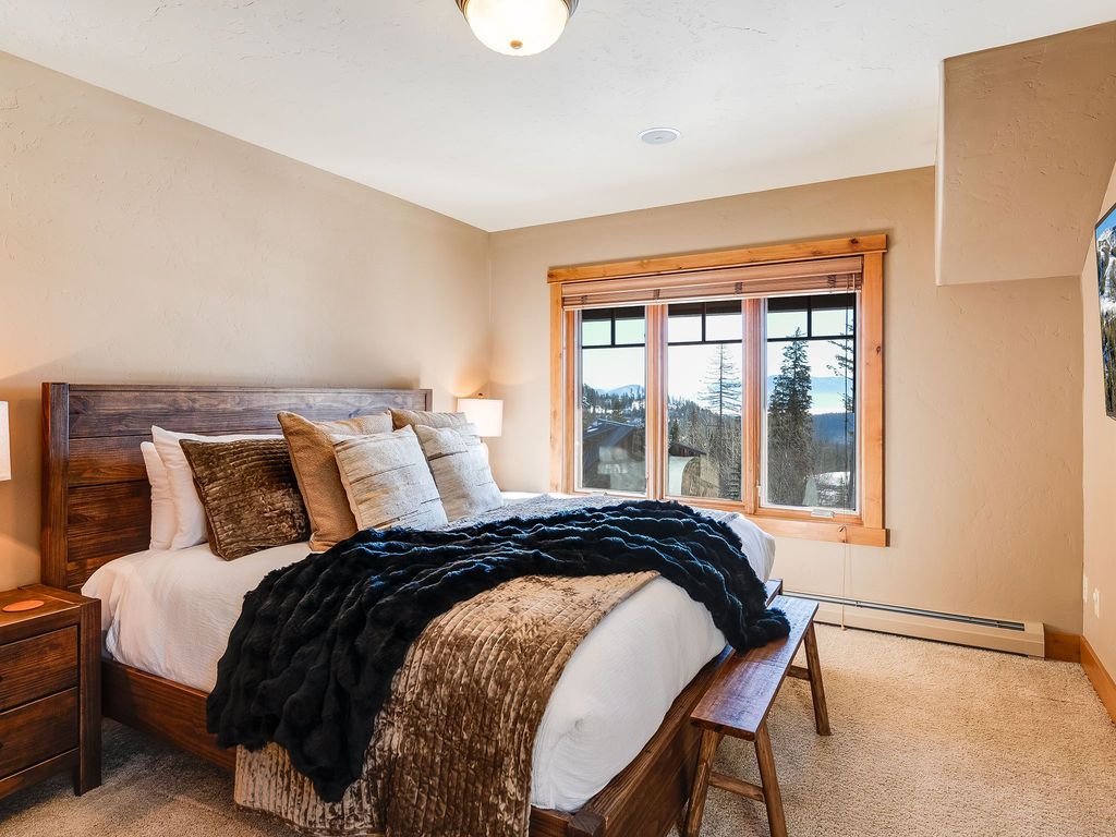 398 Moose Run Drive, Whitefish, MT 59937 photo 26