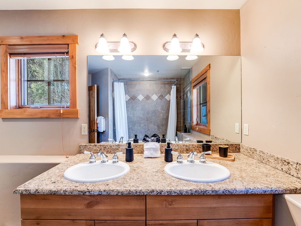 398 Moose Run Drive, Whitefish, MT 59937 photo 42