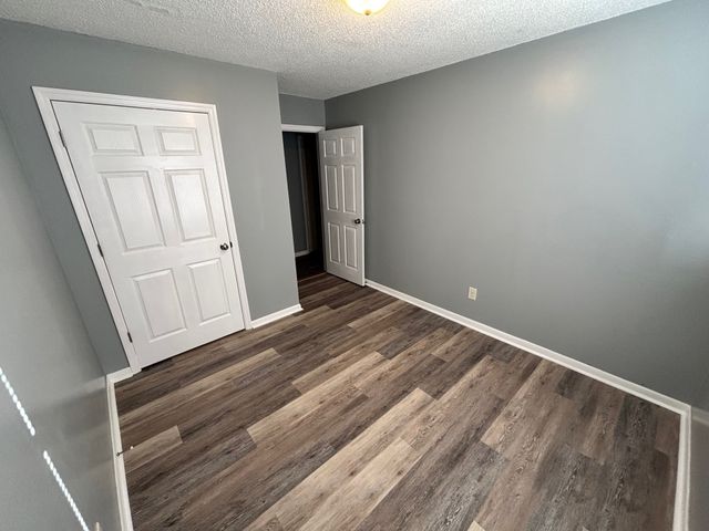3415 Meadow Ct, Nashville, TN 37207