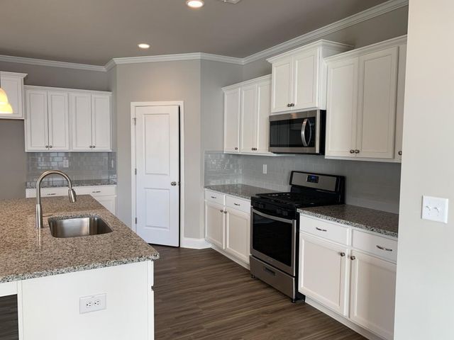 5203 Addison Street, Flowery Branch, GA 30542