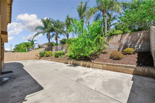 15446 Buchanan, Fontana, CA 92336