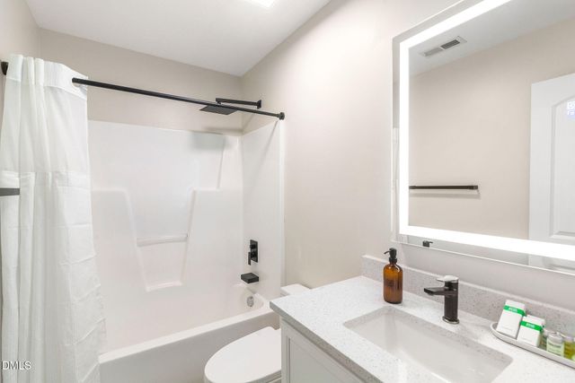 101 Roundhouse Lane, Morrisville, NC 27560