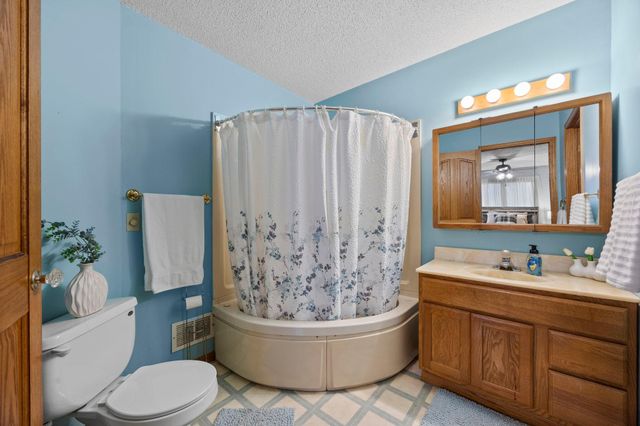 7360 Borman Avenue, Inver Grove Heights, MN 55076