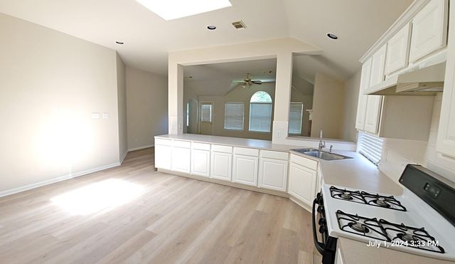 4320 Rock Hill RD, Round Rock, TX 78681