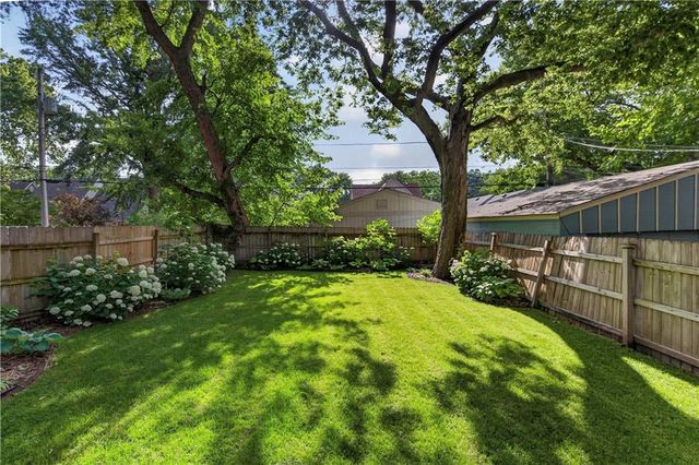 4120 Terrace Street, Kansas City, MO 64111