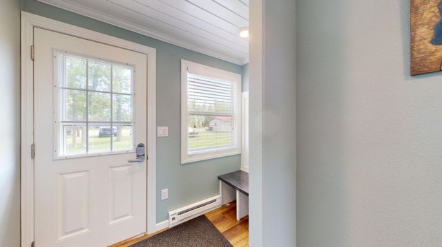 27096 Little Floyd Lake Road, Detroit Lakes, MN 56501