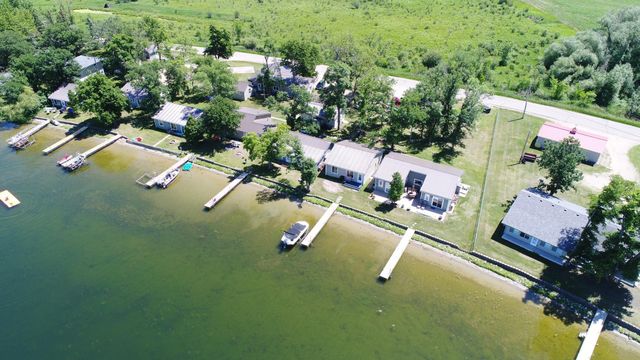 27096 Little Floyd Lake Road, Detroit Lakes, MN 56501