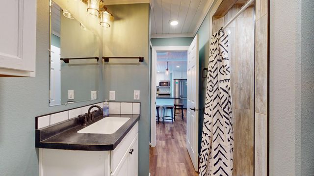 27096 Little Floyd Lake Road, Detroit Lakes, MN 56501