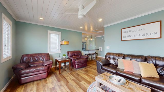 27096 Little Floyd Lake Road, Detroit Lakes, MN 56501