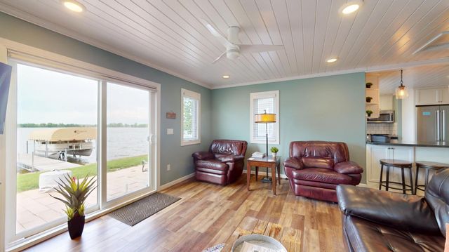 27096 Little Floyd Lake Road, Detroit Lakes, MN 56501