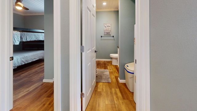 27096 Little Floyd Lake Road, Detroit Lakes, MN 56501