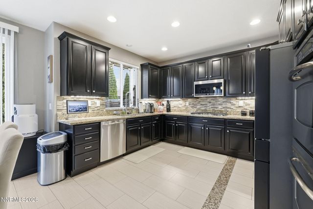 7120 High Hill Street, Sparks, NV 89436