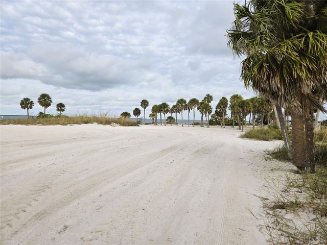 743 CAJEPUT LOOP, Tarpon Springs, FL 34689