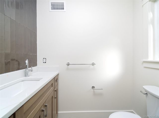 54 Lindbergh Avenue, Rye, NY 10580