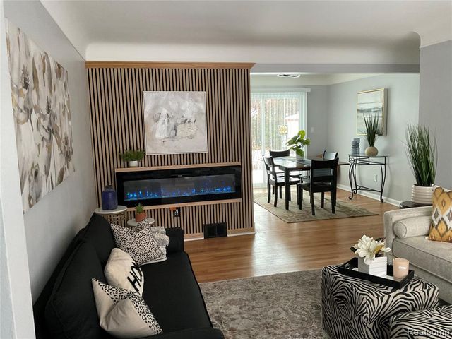 21650 Kipling Street, Oak Park, MI 48237