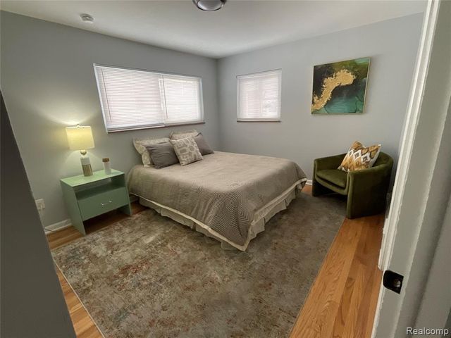 21650 Kipling Street, Oak Park, MI 48237