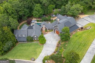 202 Hickory Chase, Carrollton, GA 30117