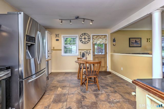 291 Islandview Road, Stratford, CT 06614
