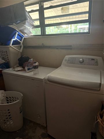 1150 NE 142nd St, North Miami, FL 33161