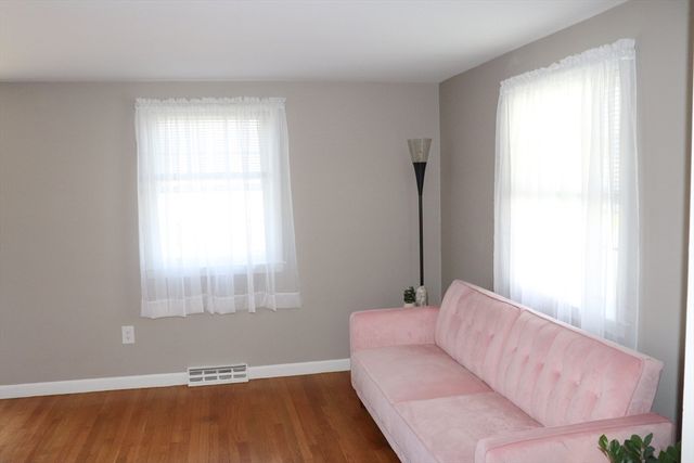 84 Durham Rd 84, Dedham, MA 02026