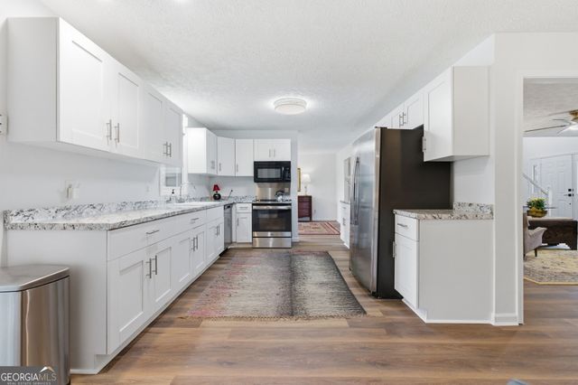 1101 Chandler Heights Circle, Alto, GA 30510