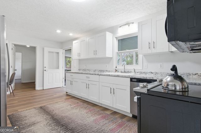 1101 Chandler Heights Circle, Alto, GA 30510