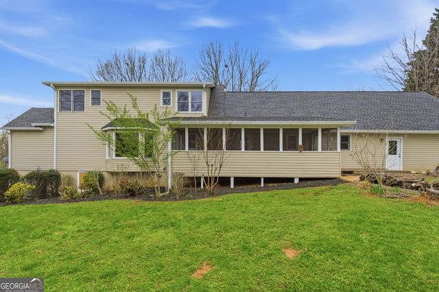 1101 Chandler Heights Circle, Alto, GA 30510