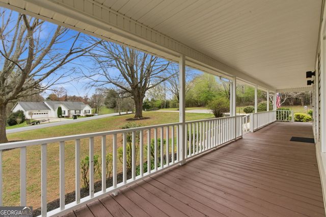 1101 Chandler Heights Circle, Alto, GA 30510