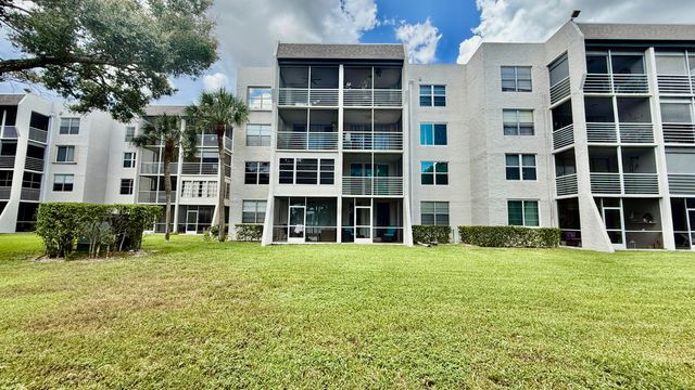 9480 Poinciana Place 201, Davie, FL 33324