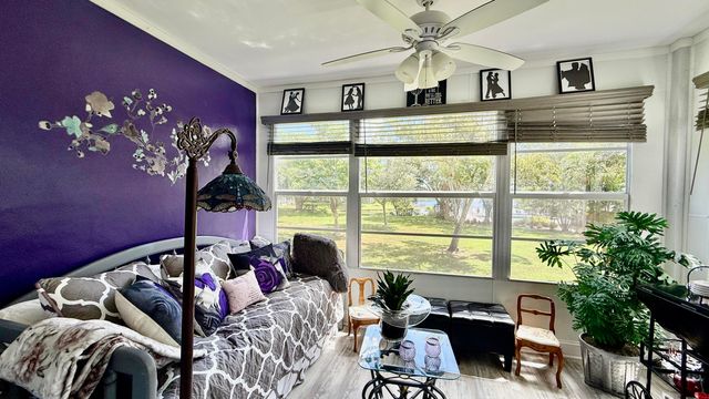 9480 Poinciana Place 201, Davie, FL 33324