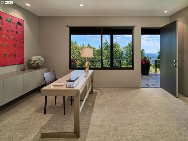 4310 Sw WARRENS Way, Portland, OR 97221