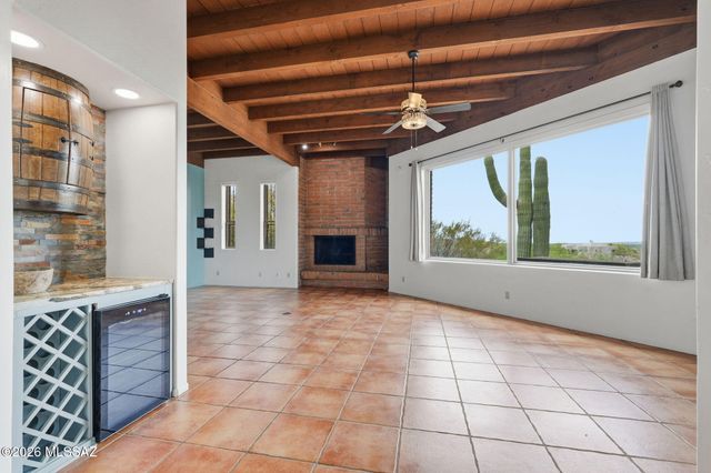 770 N Lazy J Way, Tucson, AZ 85748