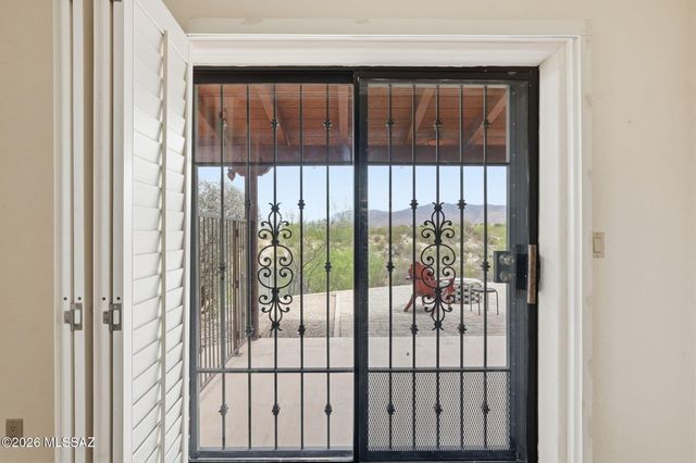 770 N Lazy J Way, Tucson, AZ 85748